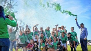 Aldea San Rafael de festejo en la Liga de Los Pueblos.