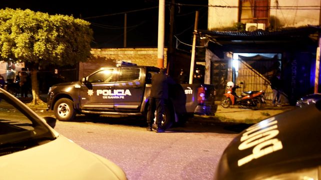 El fiscal Ávila dijo que el asesinato de la joven de 21 años es un mensaje a la familia