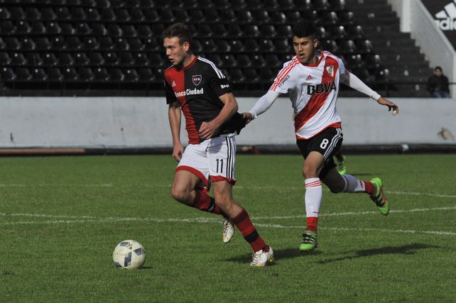La reserva de Newells venció a River y se consagró campeona en el Coloso