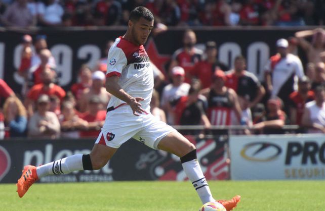 El defensor de Newells Stefano Callegari fue ofrecido a Uni&oacute;n.