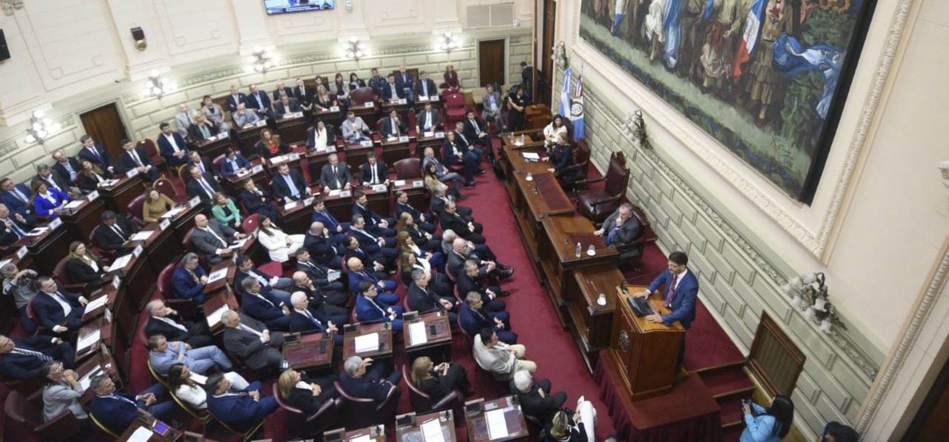 Reforma constitucional: se pintan la cara, se arma la ronda