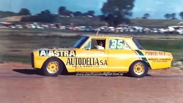 Gustavo César Degliantoni en su participación en la gloriosa época del TC 4000 standard.  