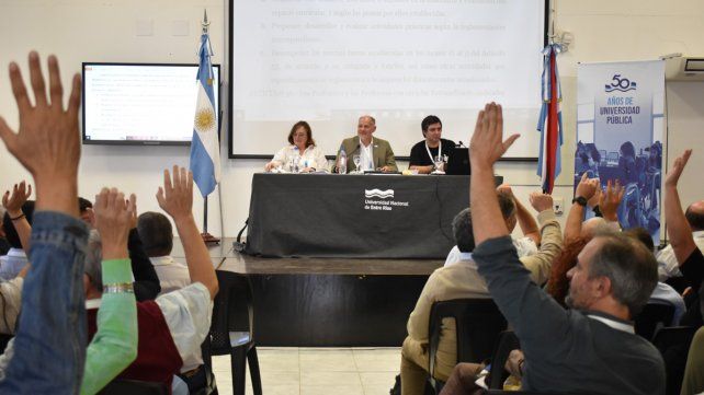 El proceso de reforma se inició en 2019 por iniciativa del rector Andrés Sabella y la participación de la comunidad académica. El nuevo estatuto