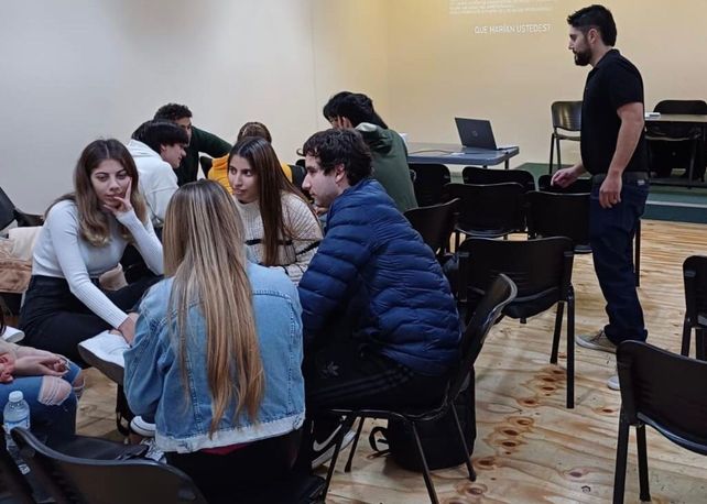 Un puente entre estudiantes y graduados de la UTN
