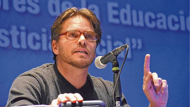 Para Gabriel Brener lo preocupante es que para los chicos se privilegia el castigo antes que la educación.