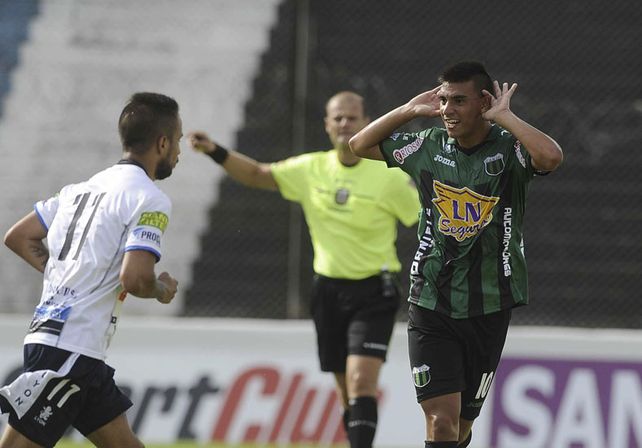 Chicago festejó en el debut