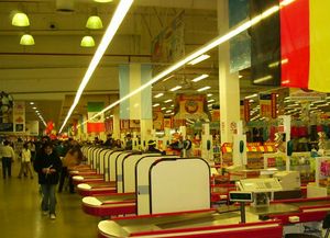 Regulación de horarios comerciales y aperturas en domingos y feriados