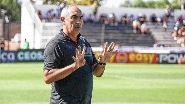 Delfino habló de la practicidad de Colón en la goleada Delfino habló de la practicidad de Colón en la goleada
