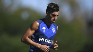 Leandro Fernández se sumó a la pretemporada de Vélez