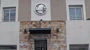 Docentes de AMET también paran este jueves y viernes. Además se convocó a asambleas escolares para el lunes 26. Los reclamos
