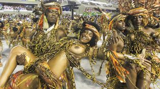 Garotas infartantes y millones de d&oacute;lares, claves del carnaval mais grande do mundo