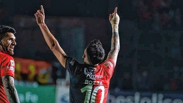 Rubén Botta sepultó la racha adversa de Colón con los penales para darle la victoria al Sabalero ante Central.