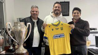 Cuando pa Chile me voy: Jorge Broun firmó contrato con Universidad de Concepción