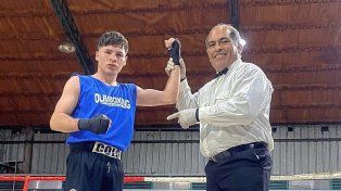 El Colo Esteban Ferrero del Olimboxing ganó en el Roque Otrino de Colón.