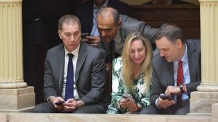 La mesa política libertaria define la estrategia para la reforma laboral