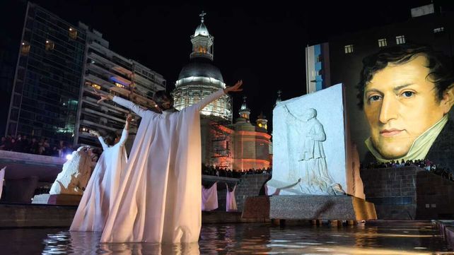 El pasaje Juramento quedó renovado con una intervención artística en el marco de la inauguración de las obras del Tricentenario.