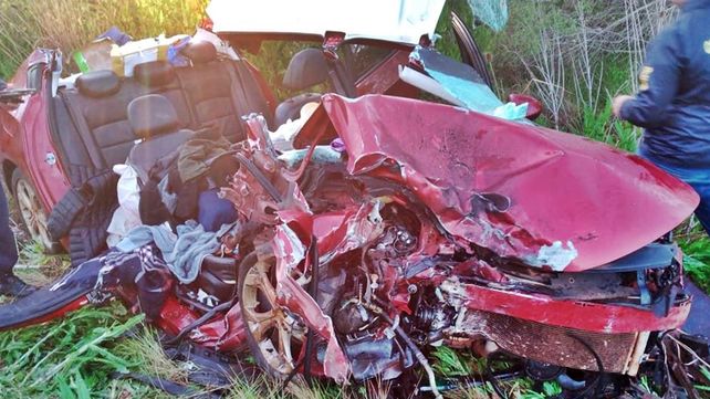Ruta 127: dos personas fallecieron en un choque frontal