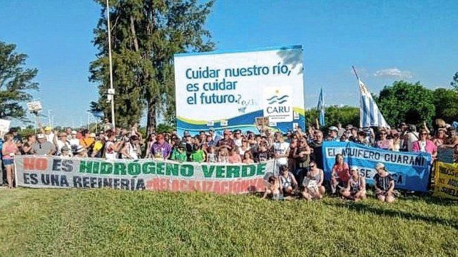 Colón se manifestó contra la instalación de una planta de hidrógeno verde en Paysandú.