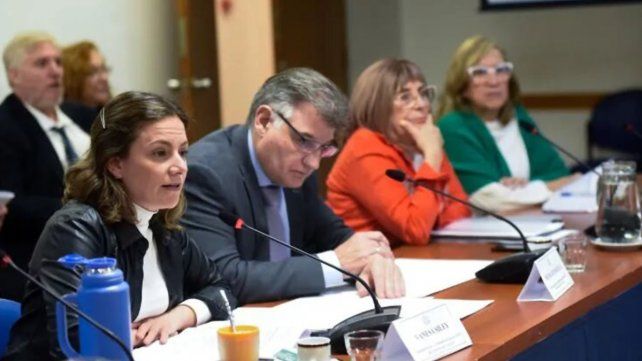 Diputados inició la discusión de la reducción de la jornada laboral.