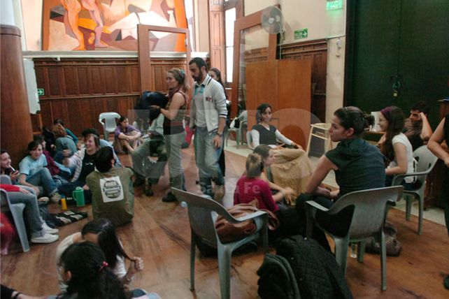 Los secundarios de la provincia tendrán su centro de estudiantes