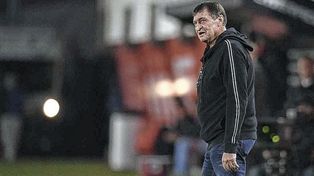 Colón tendrá al DT más experimentado de la Liga Profesional