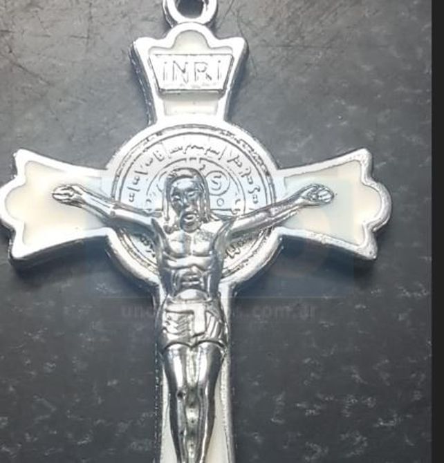 Utilizando la Cruz Mística extorsionaron y estafaron a creyentes religiosos