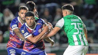Unión continúa siendo puntero y espera una mano de Belgrano y Newells