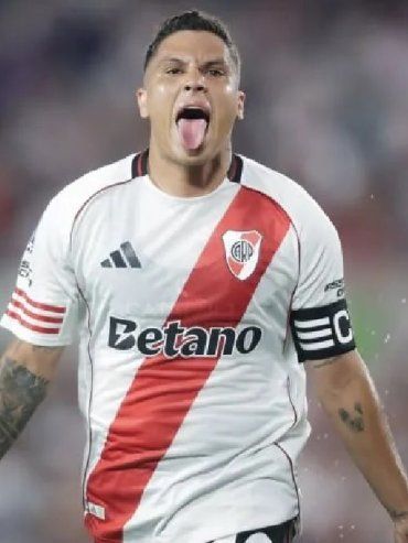 River anunció la salida de común acuerdo de Juanfer Quintero