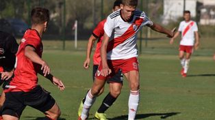 Unión suma a Rodrigo Castillo para la reserva y definió lo de Pajarito Juárez