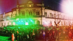 Cientos de estudiantes santafesinos se manifestaron a favor del derecho a decidir