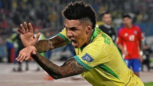 Brasil ganó en Chile y recupera terreno.