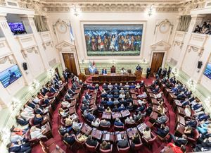 Pullaro anunció el fin del aporte solidario y cambios en la actualización de jubilaciones
