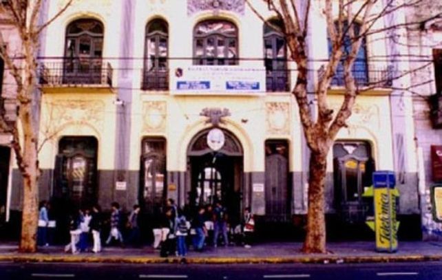 La escuela donde los chicos resultaron lesionados.