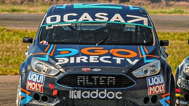 Leonel Pernía se quedó con la primera carrera de la temporada en la clase 3 del Turismo Nacional.