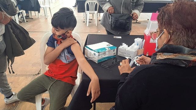 Desde el lunes habrá vacunación libre para menores de 3 a 17 años