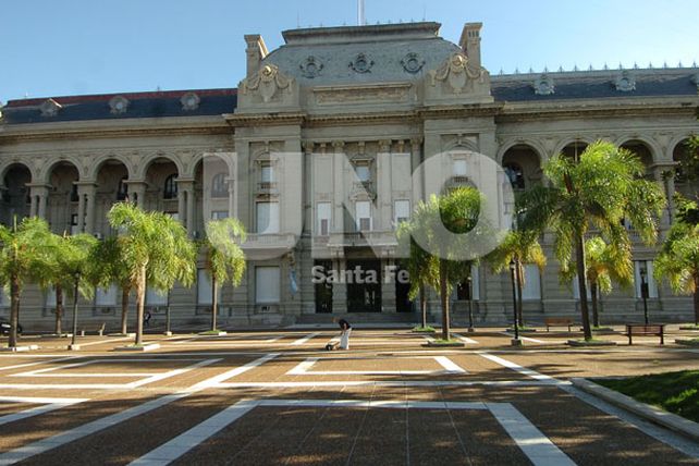 El verano 2014 viene cargado con la agenda política e institucional
