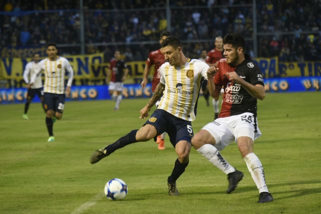 Central lo intentó todo para llegar al gol pero no pudo con la muralla Broun y fue empate