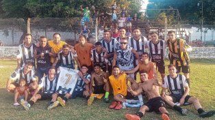 Nacional viene de golear a Arroyo Leyes y ahora se medirá con Los Juveniles.