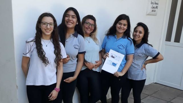 Estudiantes secundarias diseñaron un billete en memoria del ARA San Juan