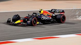 El mexicano tuvo una gra vuelta final en el circuiro de Jeddah para estampar el uno.