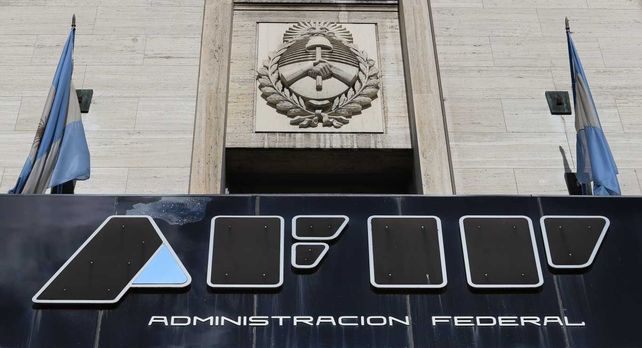 La recaudación nacional subió 117% por la actividad y el dólar soja