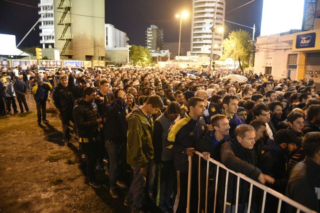 El pueblo canalla vive una fiesta en Arroyito con la ilusión de avanzar