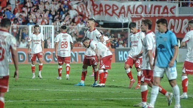 Unión empató con Belgrano, cerró un pobre Apertura y prende velas para no quedar último Unión empató con Belgrano, cerró un pobre Apertura y prende velas para no quedar último