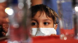 Dan de alta al ni&ntilde;o trasplantado de h&iacute;gado, intestino y p&aacute;ncreas