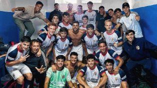 Ateneo Inmaculada derrotó a Ciclón Racing y se mantiene puntero del torneo.