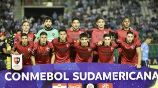 Newells venció a Blooming y Recalde fue el destacado en Bolivia