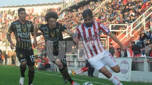 Nunca bajamos los brazos