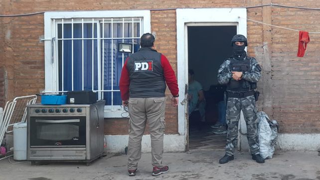 El allanamiento se cumplió en una vivienda ubicada en Pasaje Uboldi en Villa Gobernador Gálvez.