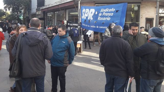 Volanteada del Sindicato de Prensa por despidos en Télam