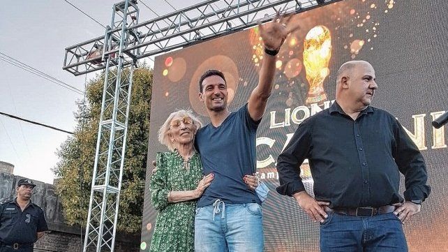 Lionel Scaloni fue reconocido en Pujato.